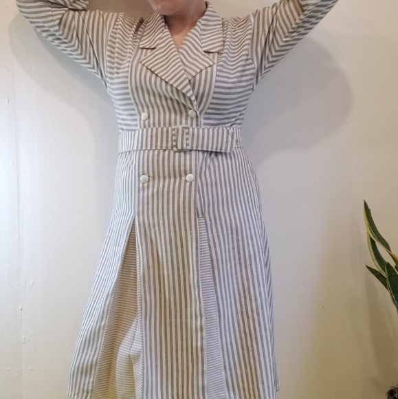 Restyled Vintage shirt dress with pockets, striped - Picture 2 of 7